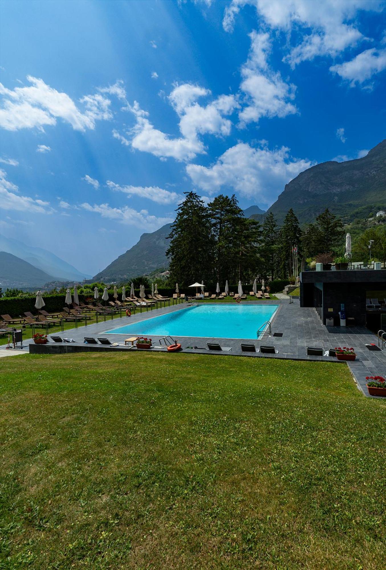 Grand Hotel Billia Saint-Vincent Bagian luar foto